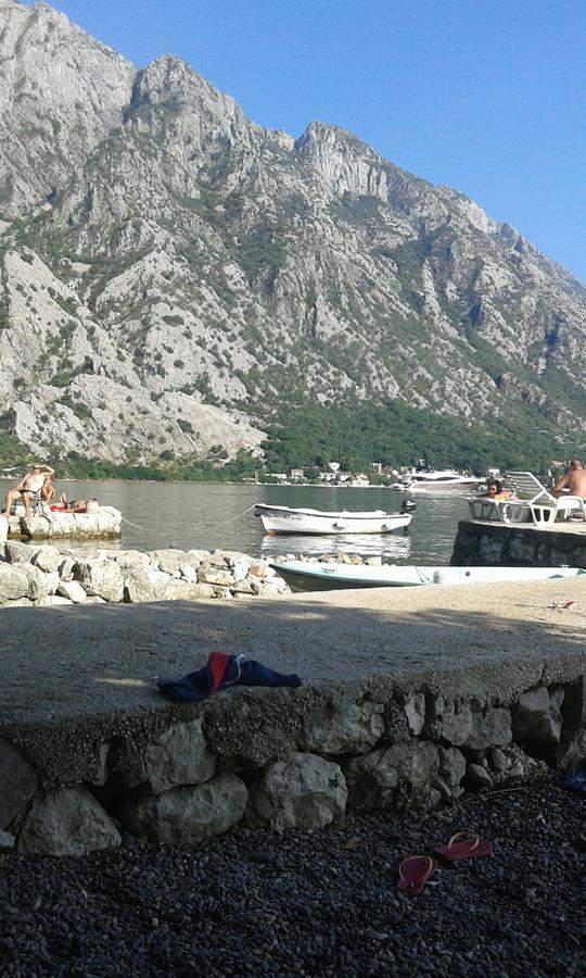 Apartamento Stone House Dragutinovic Kotor Exterior foto